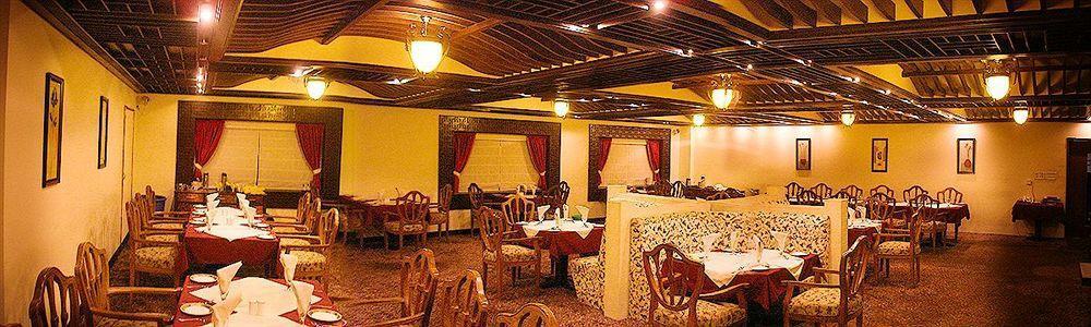 Hotel Grand International Rāipur Kültér fotó