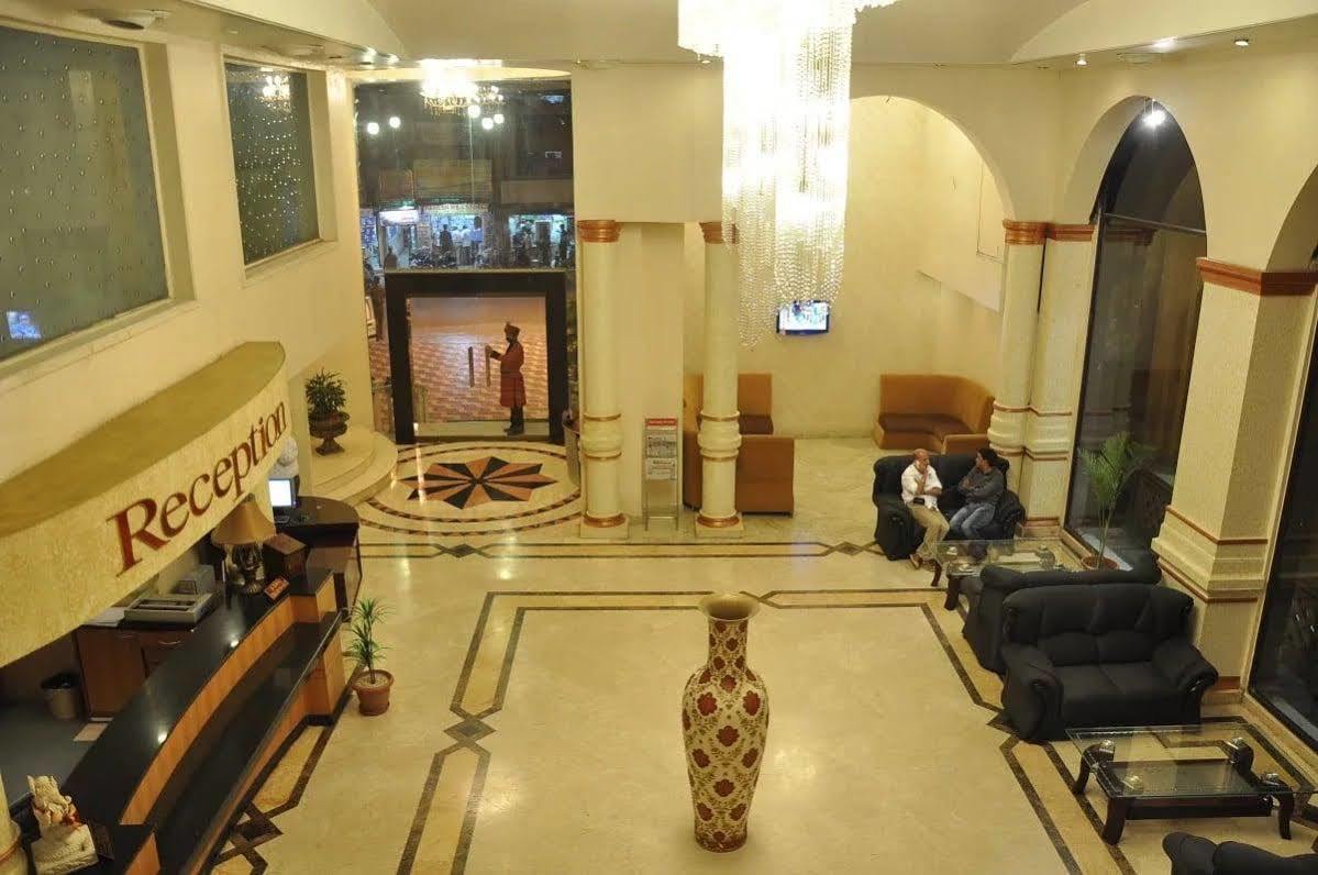 Hotel Grand International Rāipur Kültér fotó