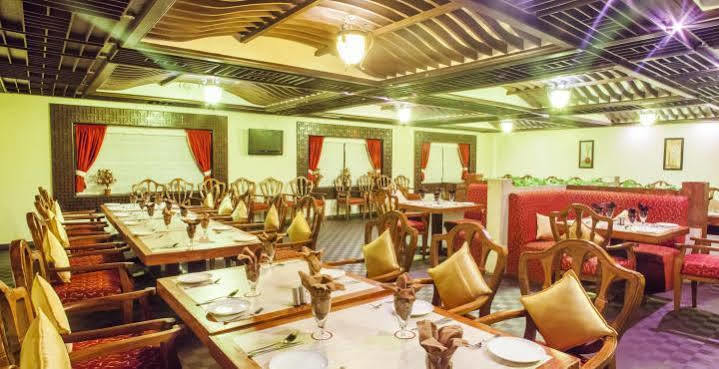 Hotel Grand International Rāipur Kültér fotó