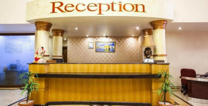 Hotel Grand International Rāipur Kültér fotó