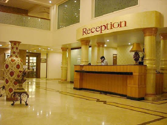 Hotel Grand International Rāipur Kültér fotó